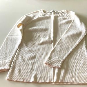 Width is 17” but will stretch. Length is 25 1/2”. Measured from back of neck.